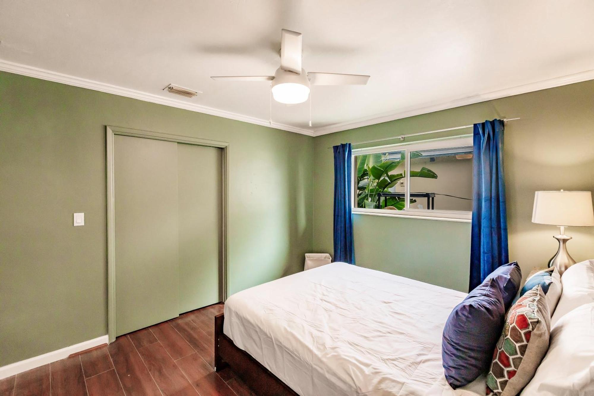 Uhost Ai - Updated 1B1B Hideaway - Sleeps 3 Hollywood Exterior photo
